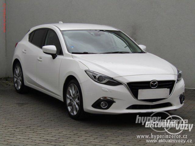 Mazda 3 2.0, benzín, rok 2015, navigace - foto 2
