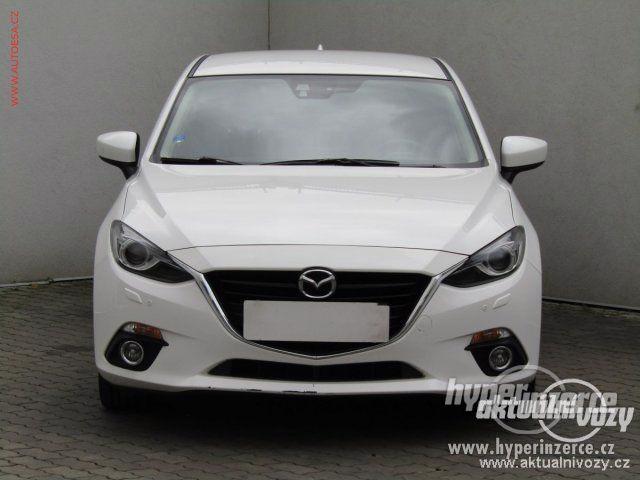 Mazda 3 2.0, benzín, rok 2015, navigace - foto 8