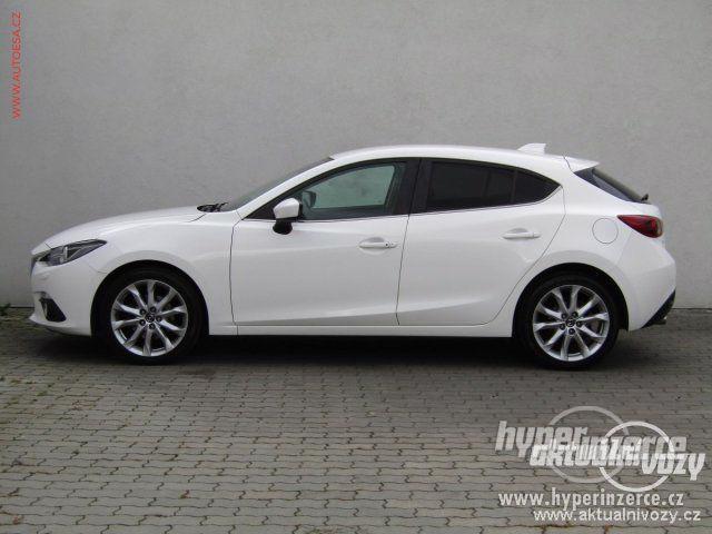 Mazda 3 2.0, benzín, rok 2015, navigace - foto 9