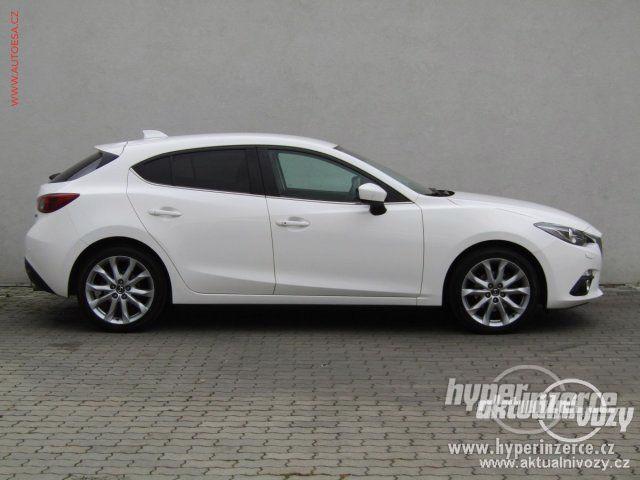 Mazda 3 2.0, benzín, rok 2015, navigace - foto 16