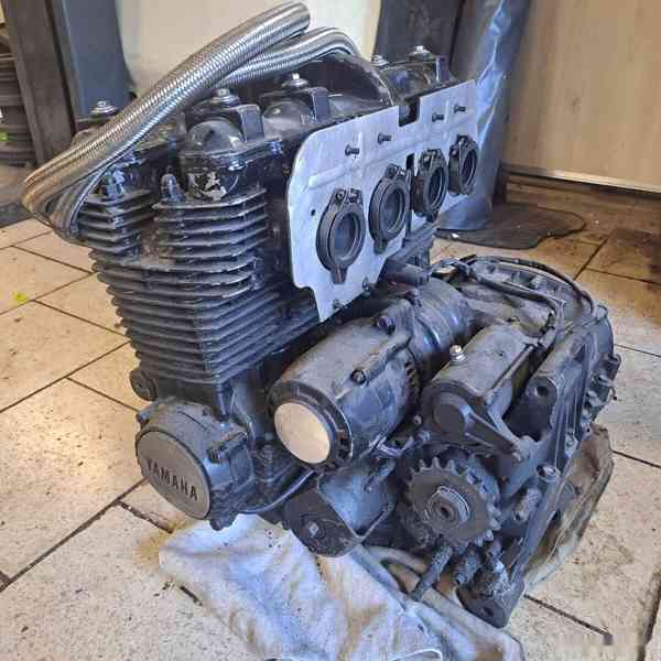 Motor Yamaha FJ 1200 - foto 1