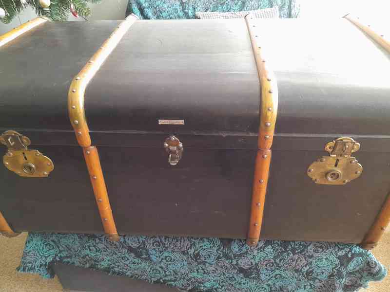 starožité kufry - foto 4