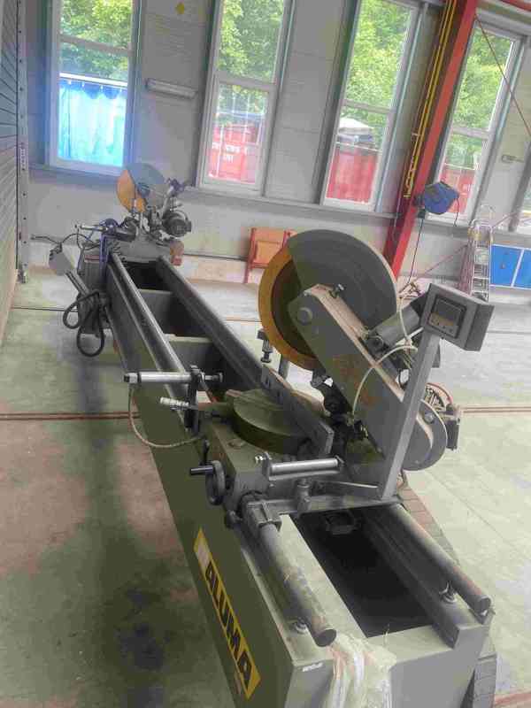 Použitá dvoukotoučová pila ALUMA, NORMA 400 TU/4, r. v. 2011 - foto 2