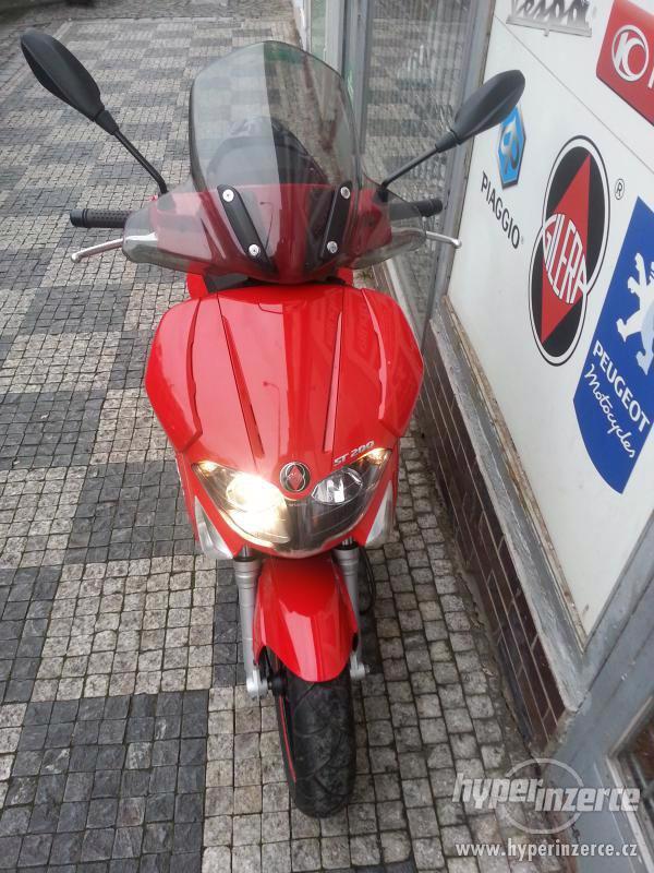 Prodám Gilera Runner 200ST - foto 4