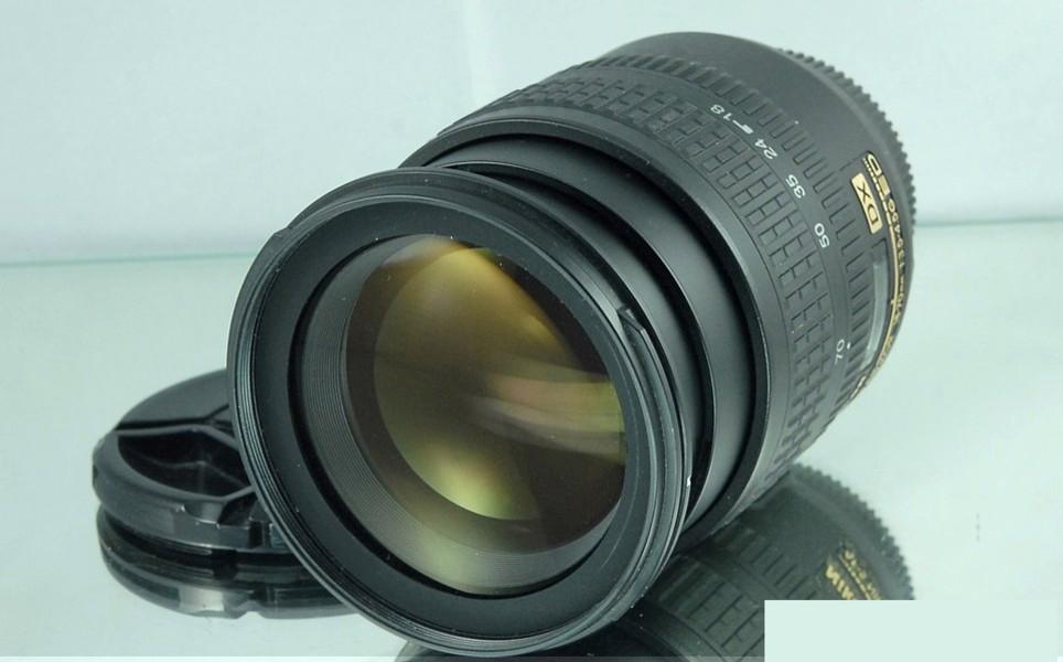 NIKON AF-S DX NIKKOR 18-70mm f/3.5-4.5 G IF ED  - foto 3