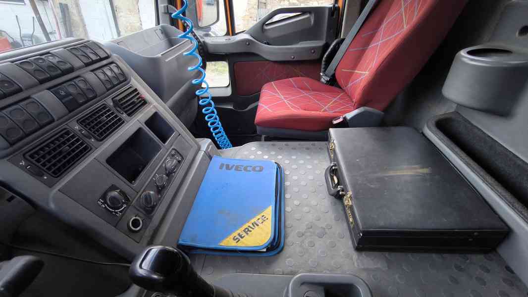 Iveco Trakker, tří stranný sklápěč ve velmi dobrém stavu.  - foto 12