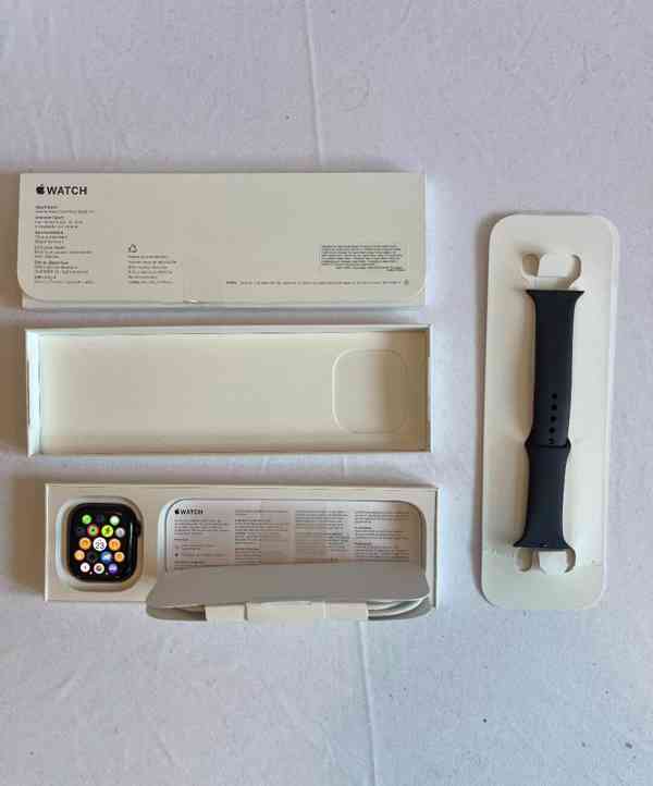 Apple Watch Series 10 46 mm GPS – klavírně černý hliník –... - foto 2