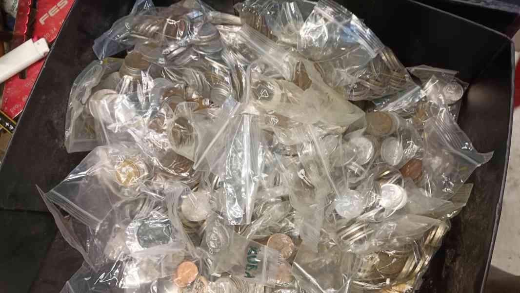 Mince ,znamky - foto 2