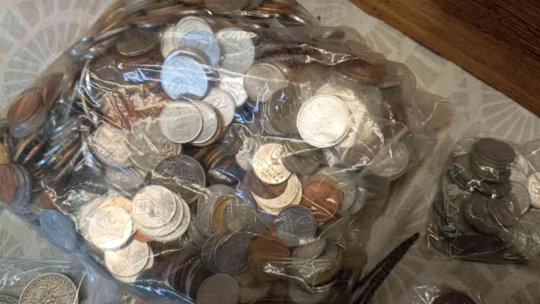 Mince ,znamky - foto 16