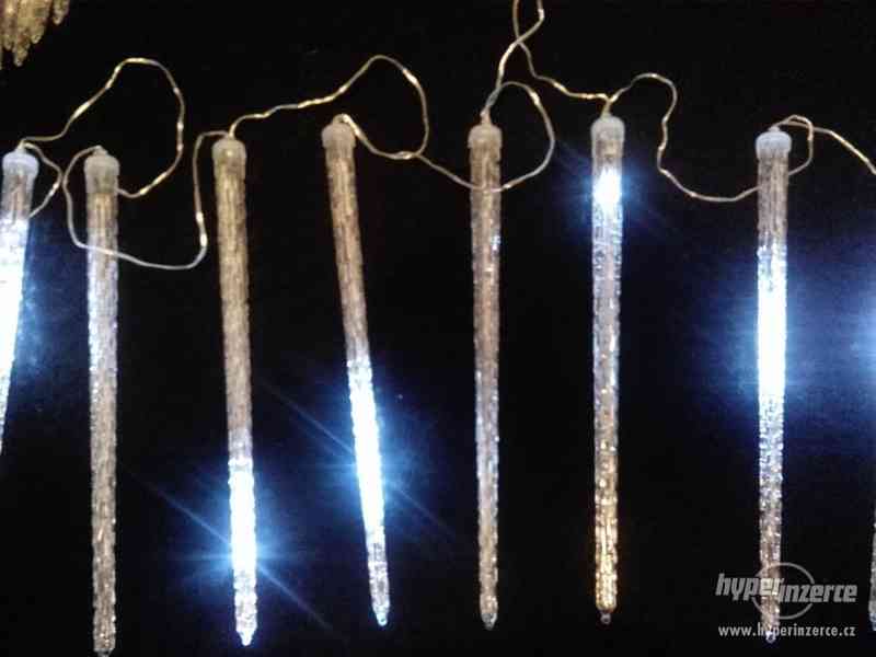 Vánoční venkovní LED osvětlení rampouchy 28cm 8ks - foto 9