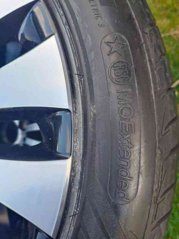ALU kola Mercedes s pneu Goodyear 245 45 R18 100Y - foto 3