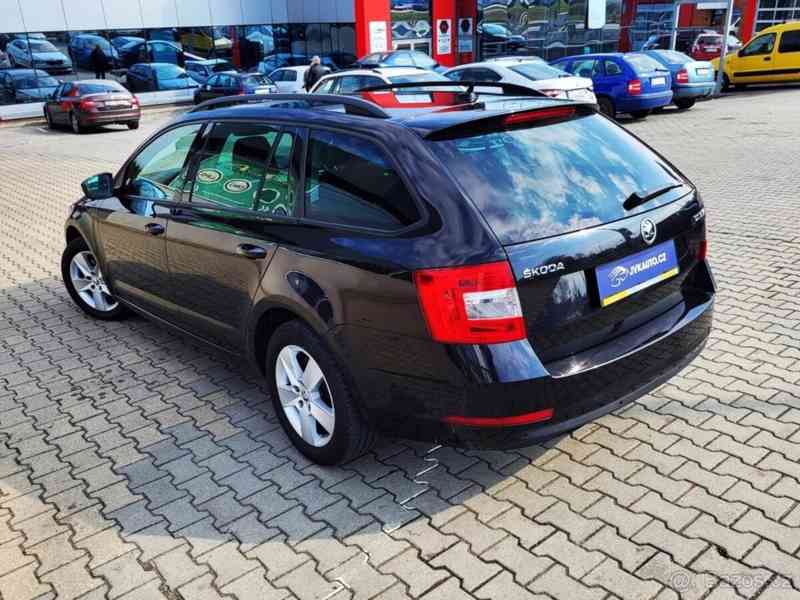 Škoda Octavia 2,0 - foto 8
