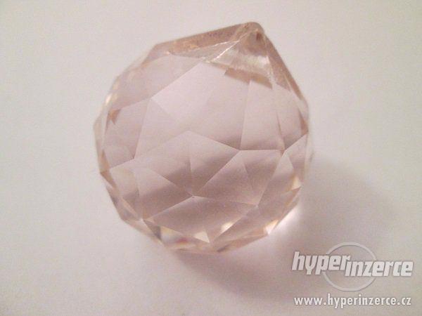 Harmonizační koule skleněná křišťálová Feng Shui růžová - foto 1