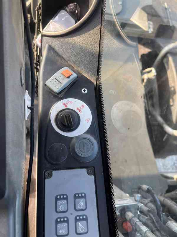 Kolové rypadlo Liebherr A918 (Možnost leasingu) - foto 12