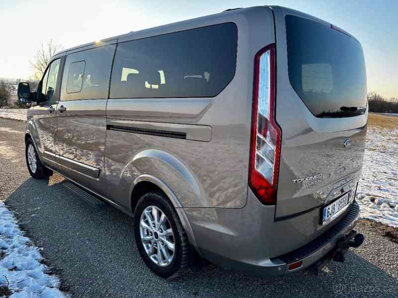 Ford Tourneo Custom 2,0 - foto 8