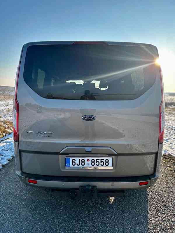 Ford Tourneo Custom 2,0 - foto 18