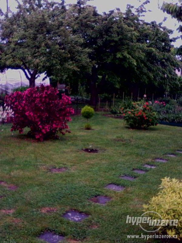 Zahrada s chatou - foto 2
