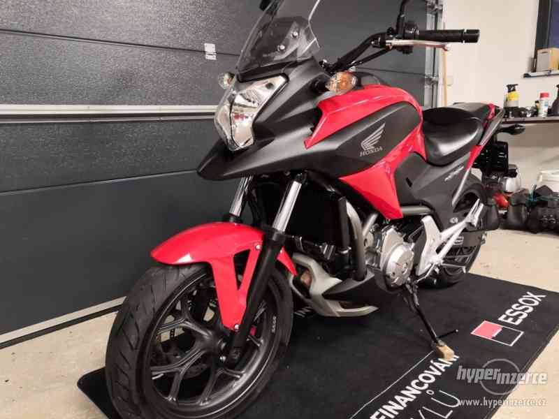 Nabízím Honda Nc 700x r.v.2012,abs,splátky,odvoz - foto 4