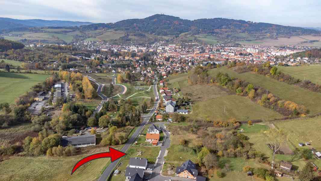 Pozemek určený k výstavbě rodinného domu v Sušici - foto 8
