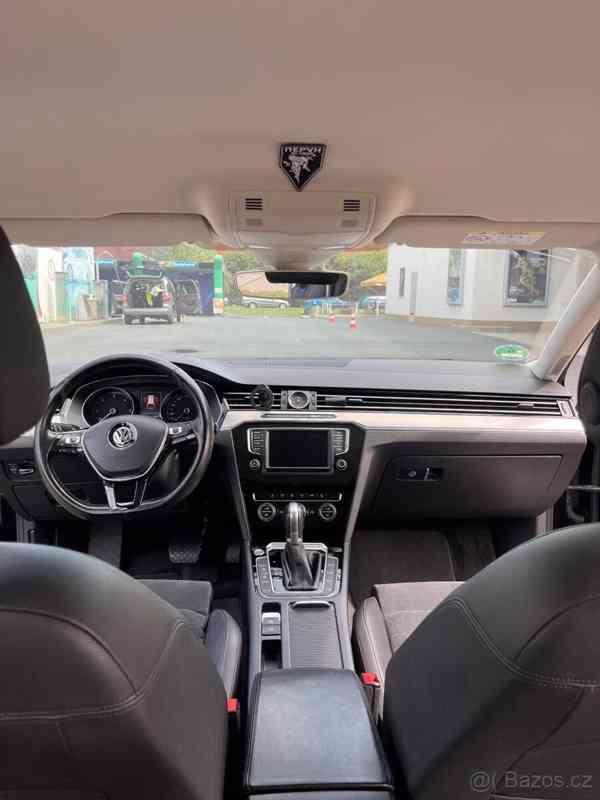 Volkswagen Passat 2,0   TDI 140 KW .DSG Avtomaticka - foto 39