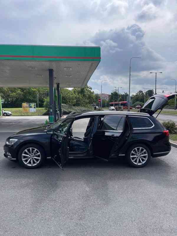 Volkswagen Passat 2,0   TDI 140 KW .DSG Avtomaticka - foto 28
