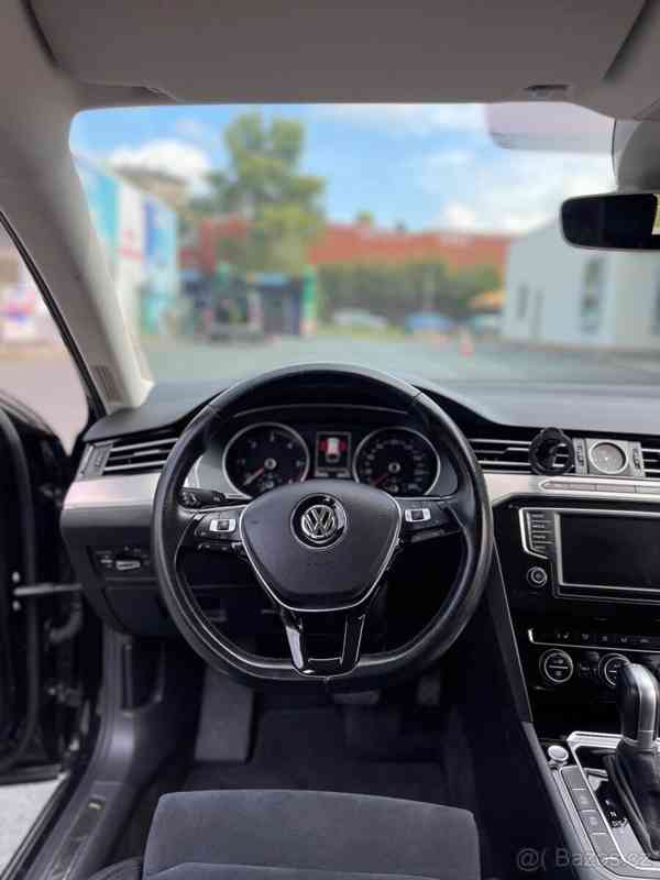 Volkswagen Passat 2,0   TDI 140 KW .DSG Avtomaticka - foto 18