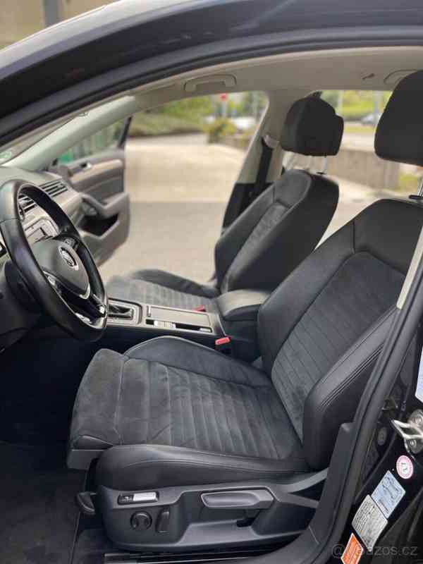 Volkswagen Passat 2,0   TDI 140 KW .DSG Avtomaticka - foto 37