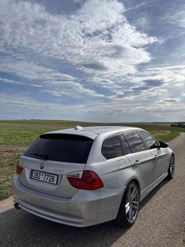 BMW Řada 3 3,0   e91 - foto 16