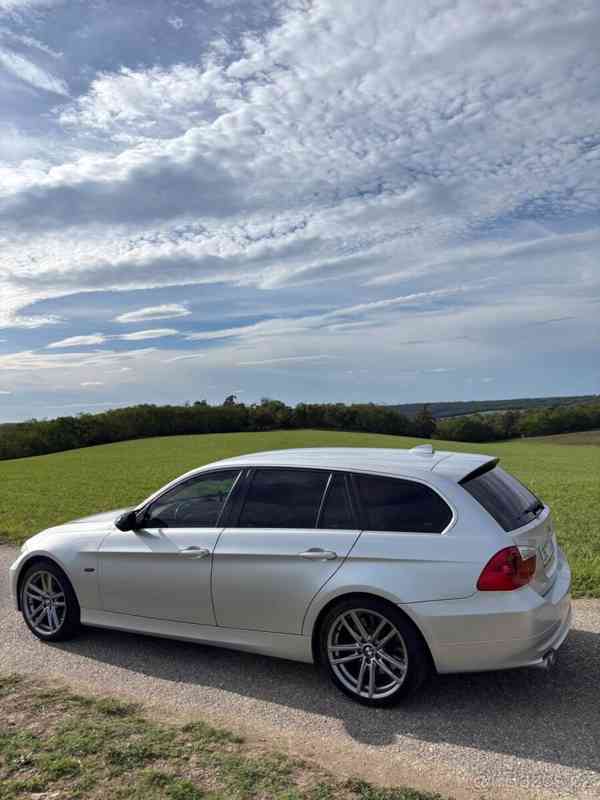 BMW Řada 3 3,0   e91 - foto 11