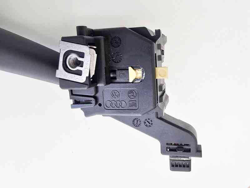 Nová ORIGINÁL VW levá páčka s tempomatem 1K0 953 513 A B G F - foto 4