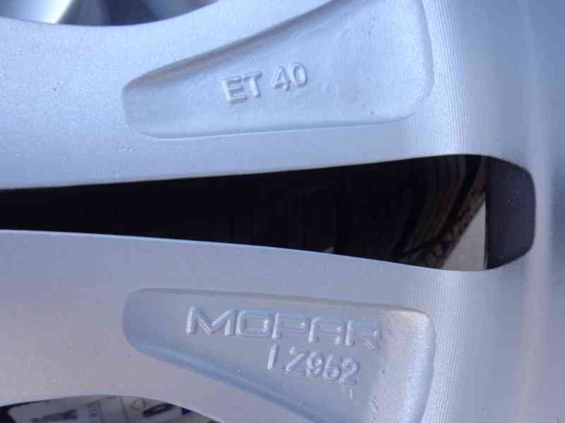 Fiat 500X nova zimna sada kol 215/55R17  - foto 7