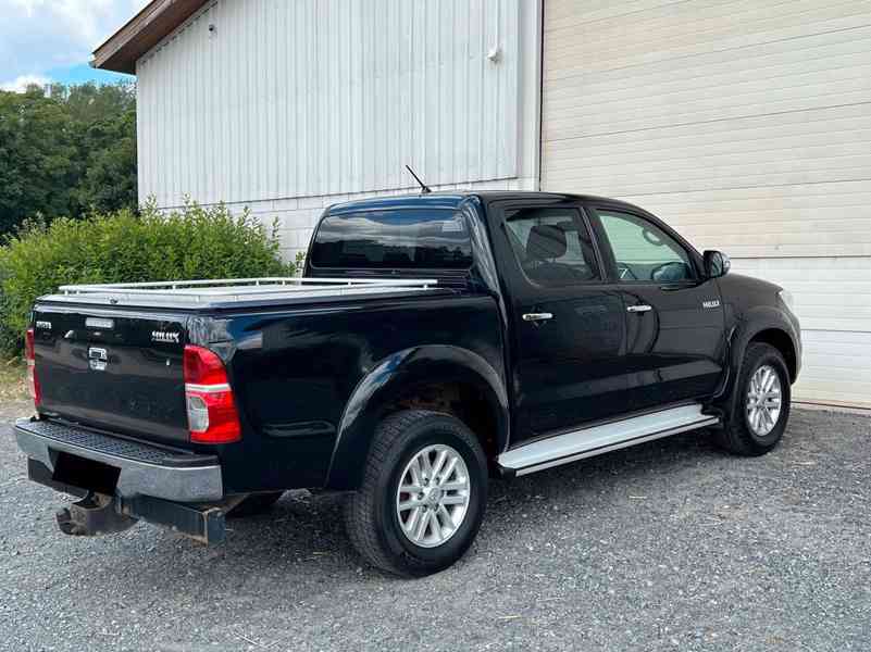 Toyota Hilux 3.0 D-4D 4x4 Aut. 126kw - foto 7