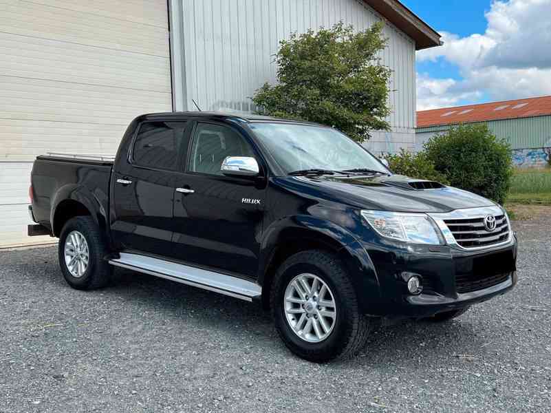 Toyota Hilux 3.0 D-4D 4x4 Aut. 126kw - foto 1