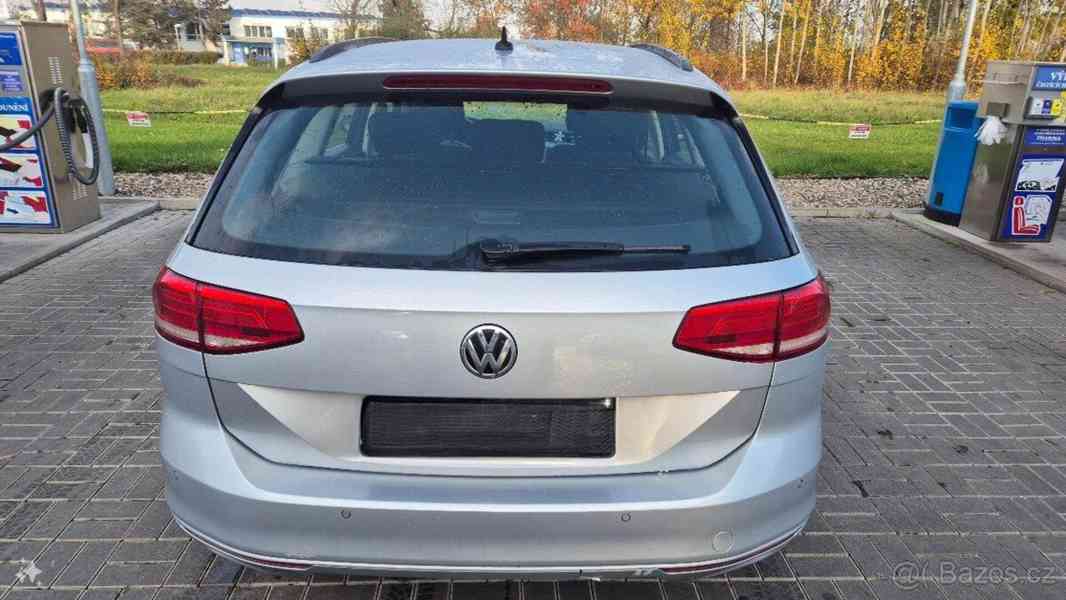 Volkswagen Passat 2,0   Passat Variant TDI - foto 2