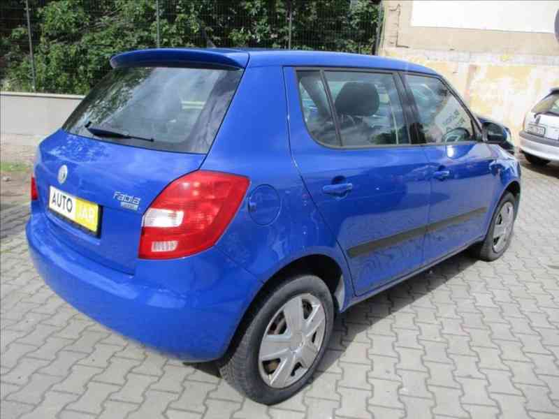 Škoda Fabia 1,2 HTP KLIMA - foto 4