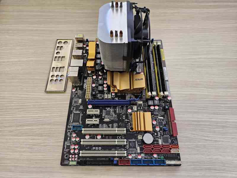 ASUS P5Q + CORE 2 DUO E6750 + 8GB DDR2 – funkční komplet - foto 5