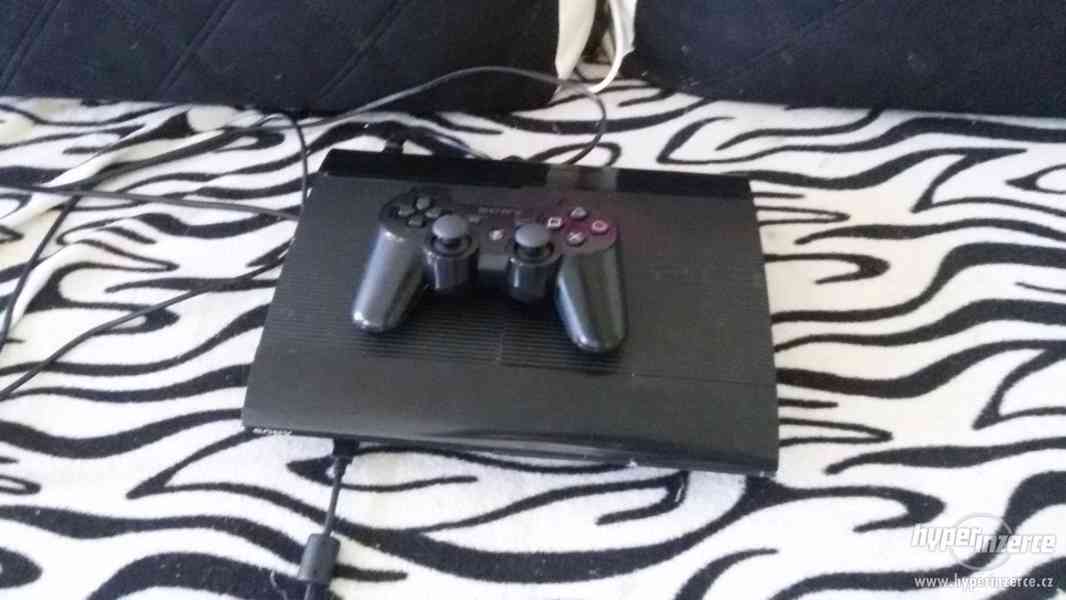 Playstation 3 + 7 her - foto 1