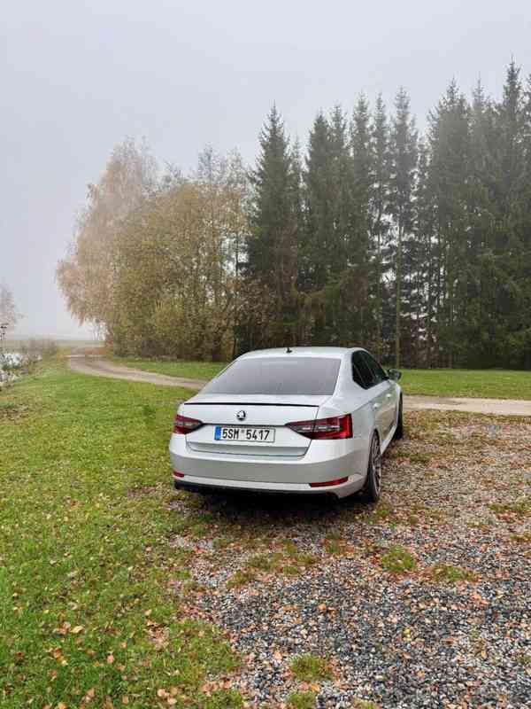 Škoda Superb 2,0   3140kw - foto 7