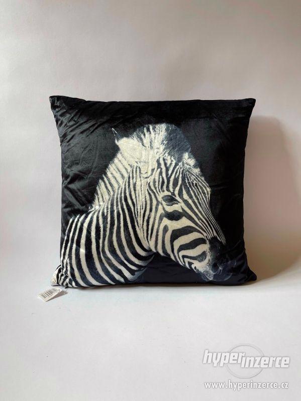Luxusní polštář s výplní - zebra - foto 1