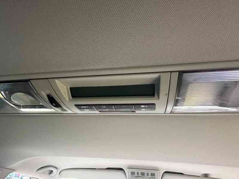 VW MULTIVAN 1.9 TDI RV 2007 - foto 13