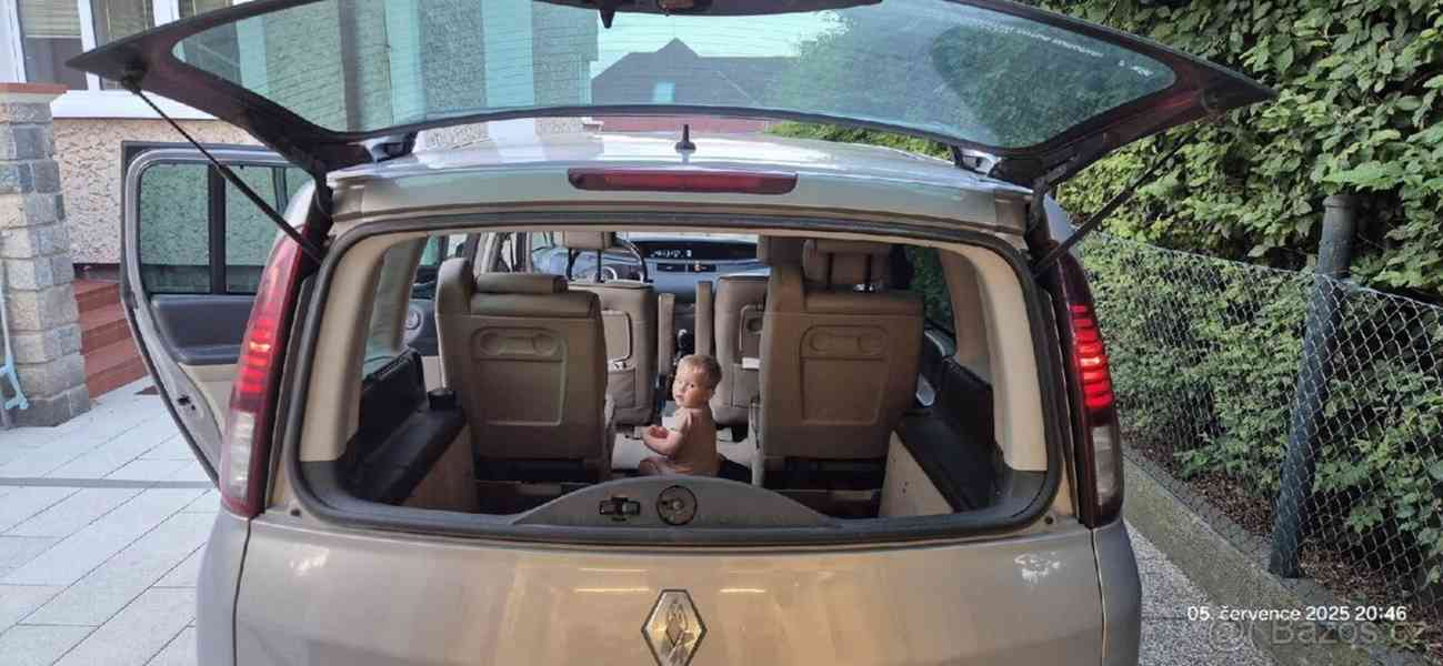 Renault Grand Espace 2,0 dCi 125kW - foto 14