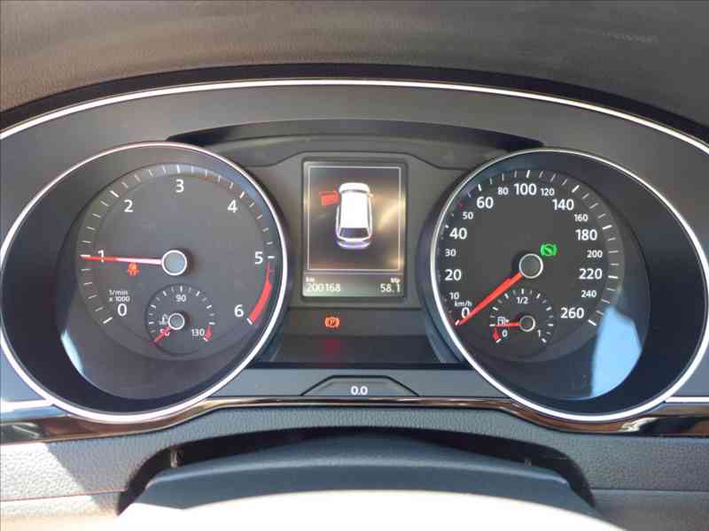 Volkswagen Passat 2,0 TDI FULL LED NAVI APP DPH - foto 12