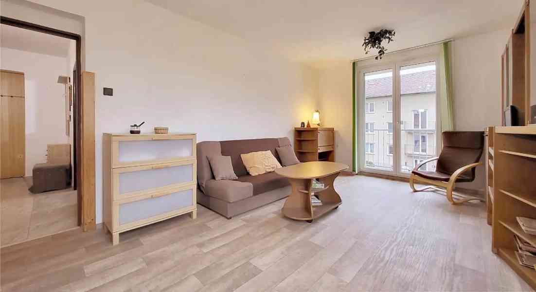 Pronájem bytu 3+1 (90 m²) – Staré Město pod Landštejnem - foto 2
