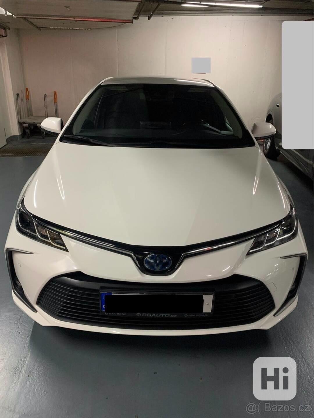 Toyota Corolla 1,8   Hybrid 1.majitel - foto 1