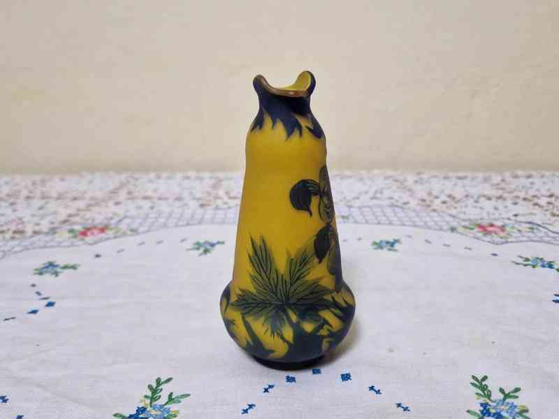 Krásná mešnší žlutá Váza Loetz Richard - foto 3