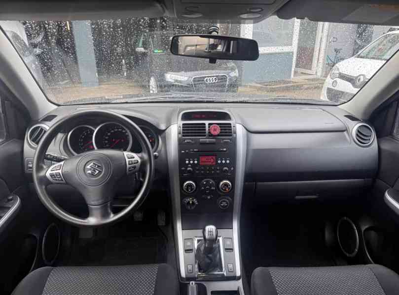 Suzuki Grand Vitara 2.0i benzín 103kw - foto 15