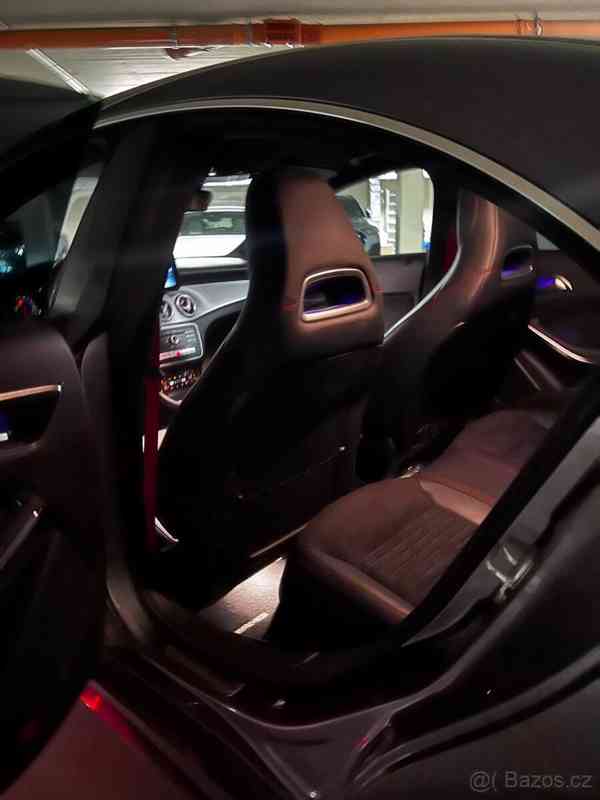Mercedes Benz CLA 200 D AMG - foto 2