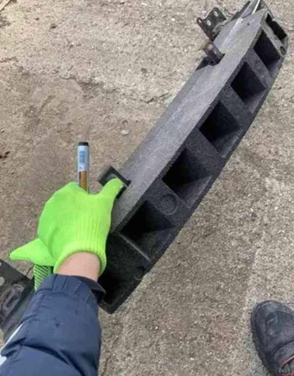 predni vyztuha narazniku skoda fabia roomster - foto 2