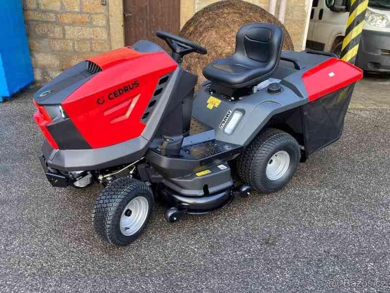 Zahradní traktor České výroby - foto 3