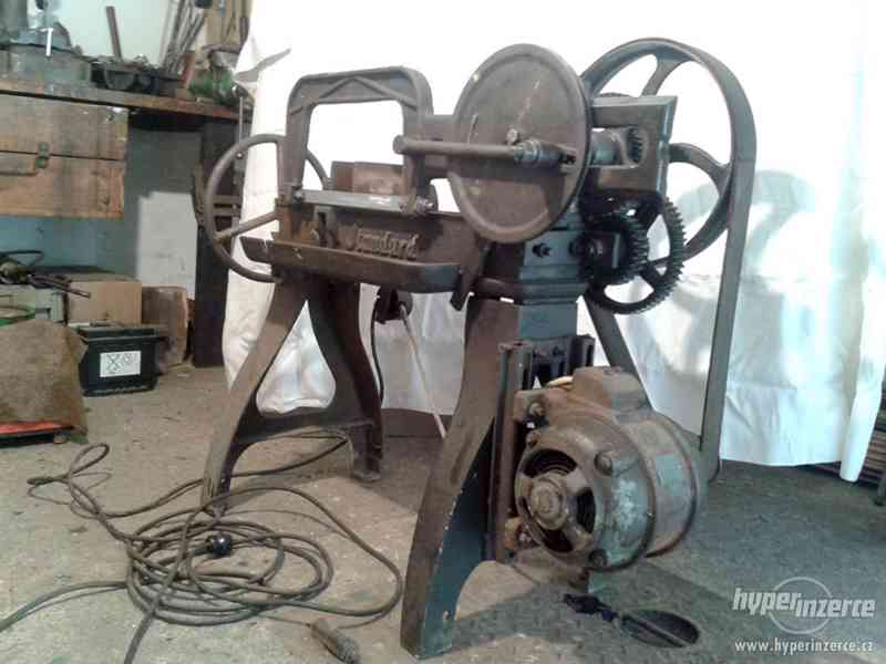 Elektrický strojní pila - bazar - Hyperinzerce.cz